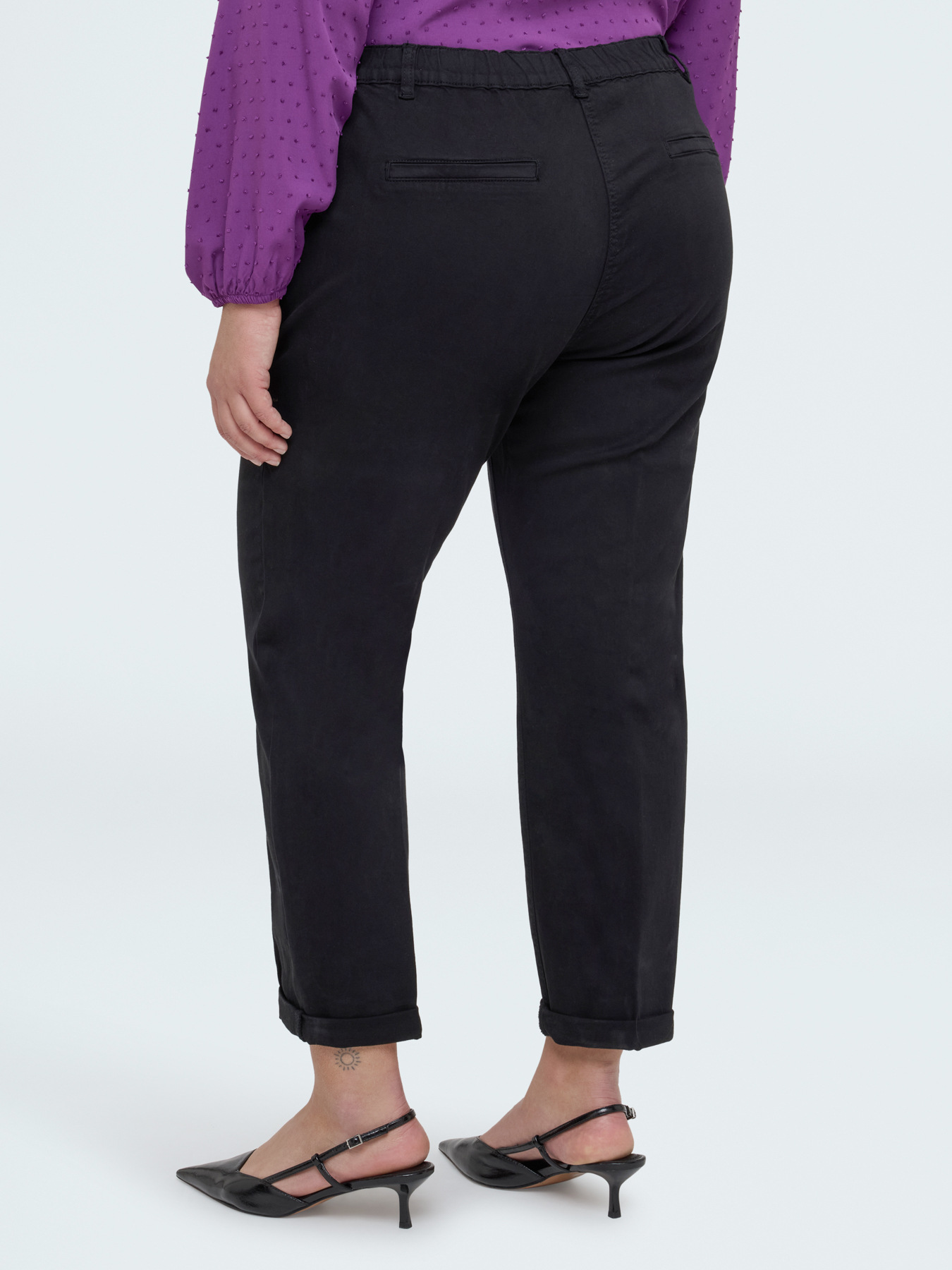 Pantaloni Chino in cotone image number 1