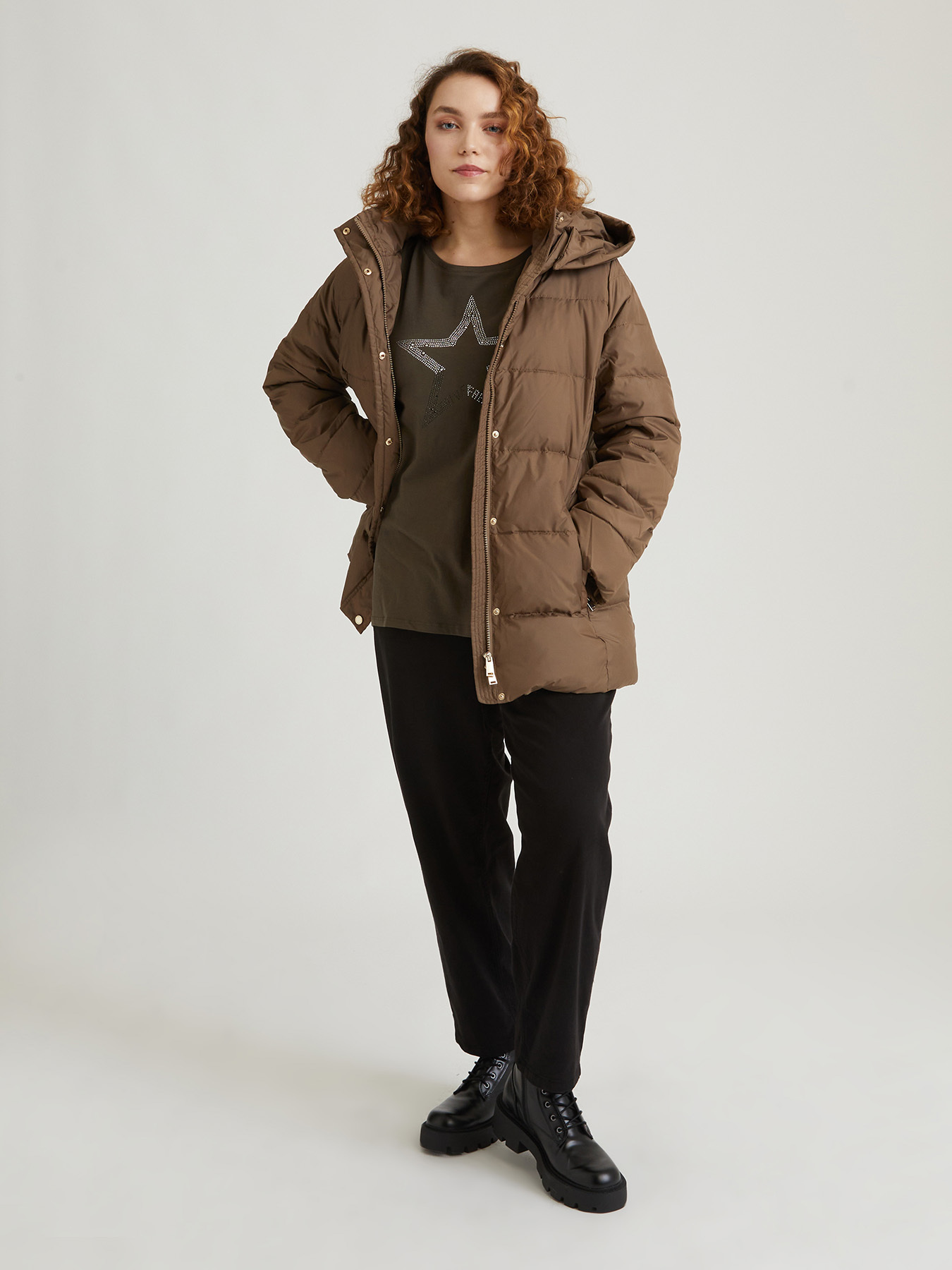 Plum&iacute;fero con capucha image number 0