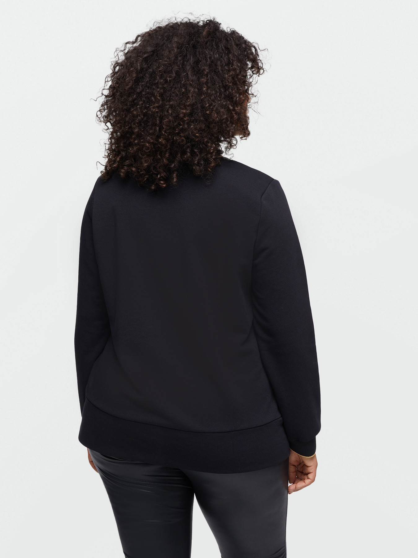 Sweat-shirt avec arbres de No&euml;l brod&eacute;s image number 1