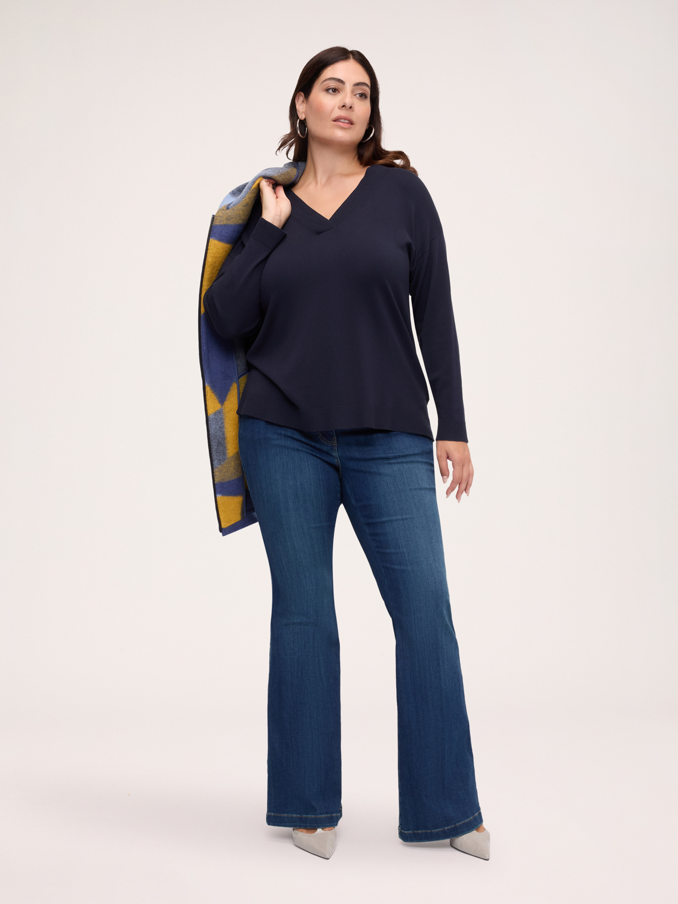 V-neck sweater in viscose blend image number 2