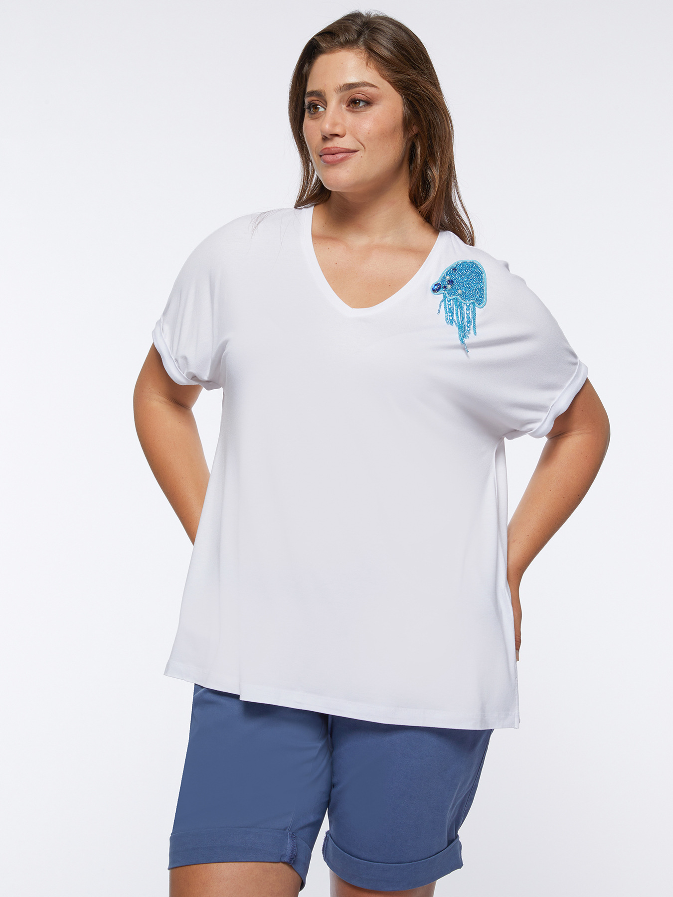 T-shirt avec broderie m&eacute;duse image number 0