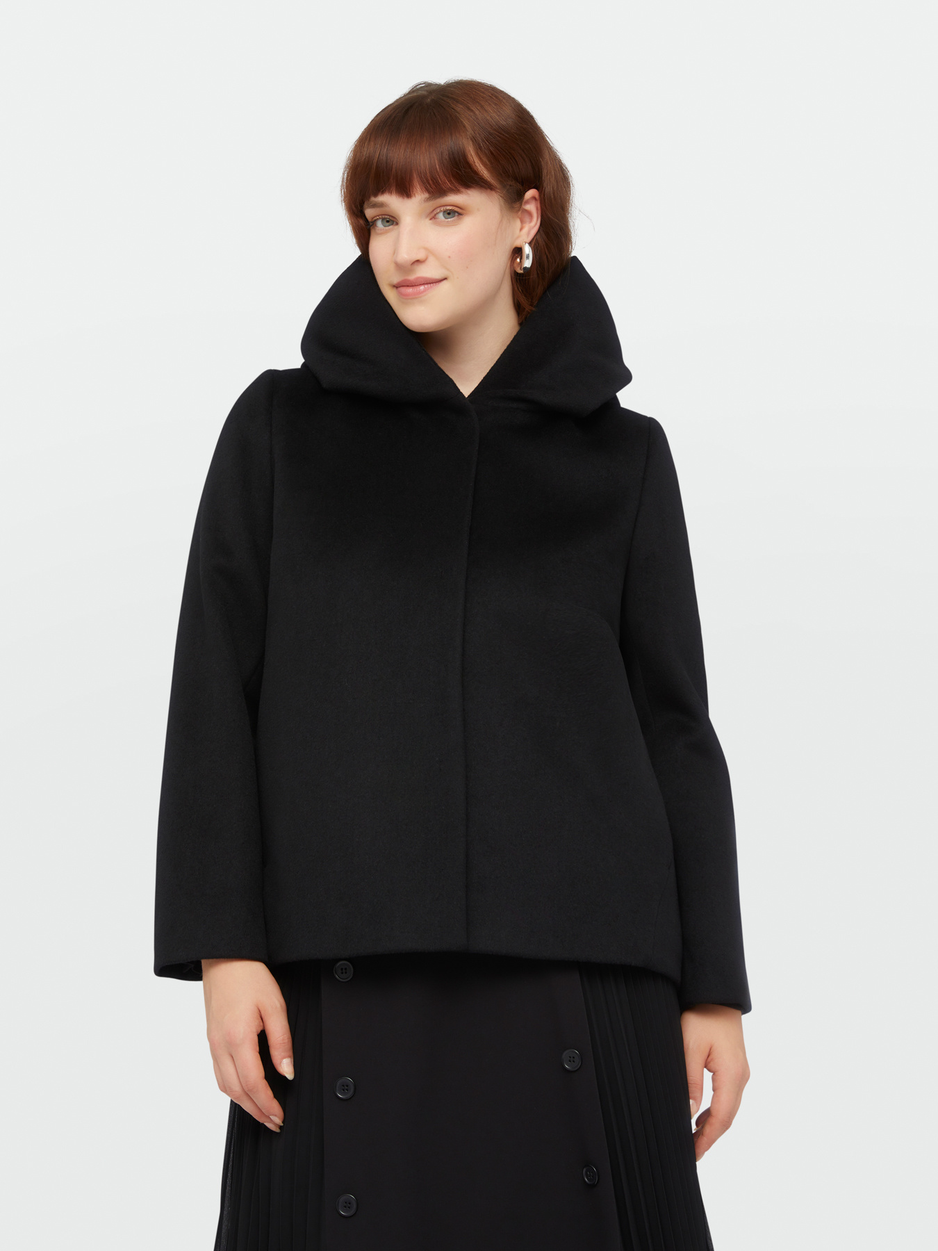 Cape with hood image number 2