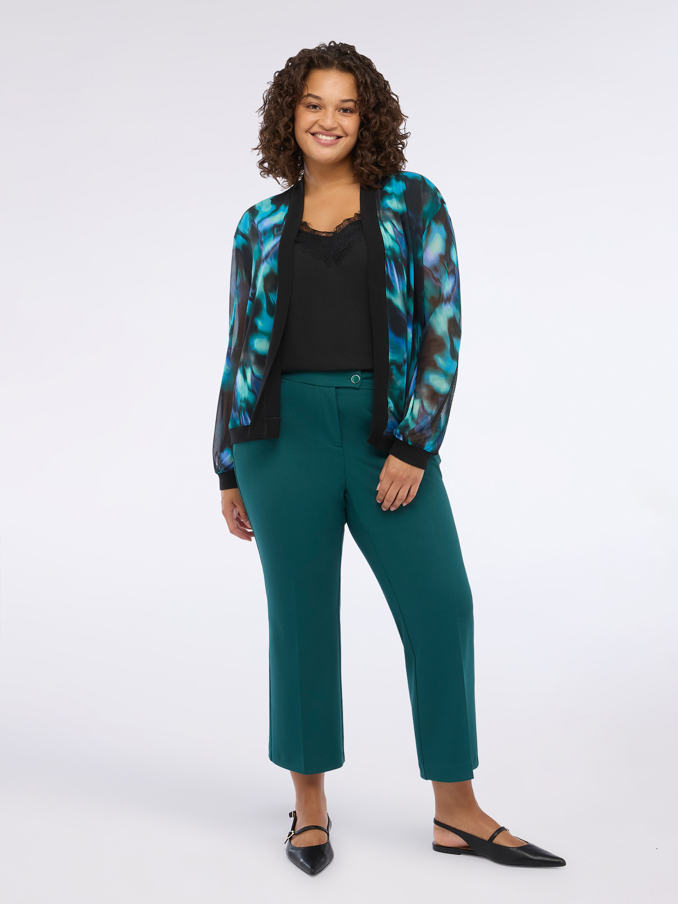 Giacca destrutturata in tulle fantasia image number 2