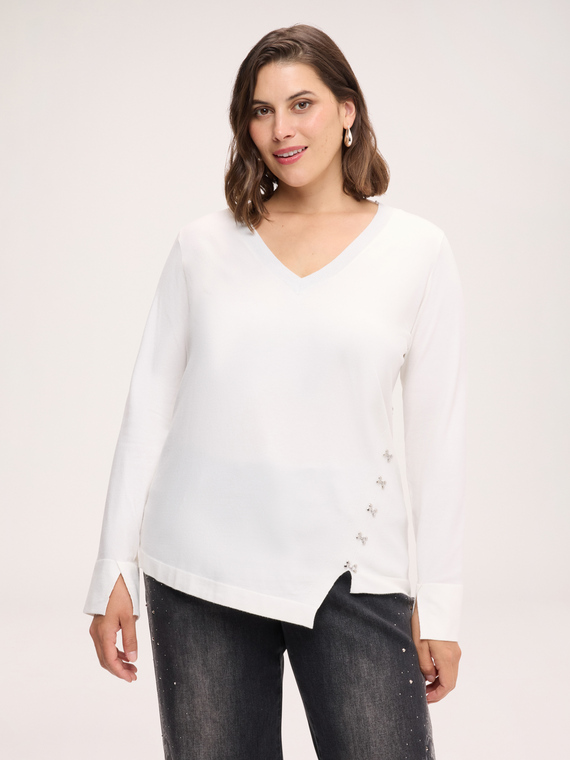 Pull en m&eacute;lange viscose avec applications m&eacute;talliques