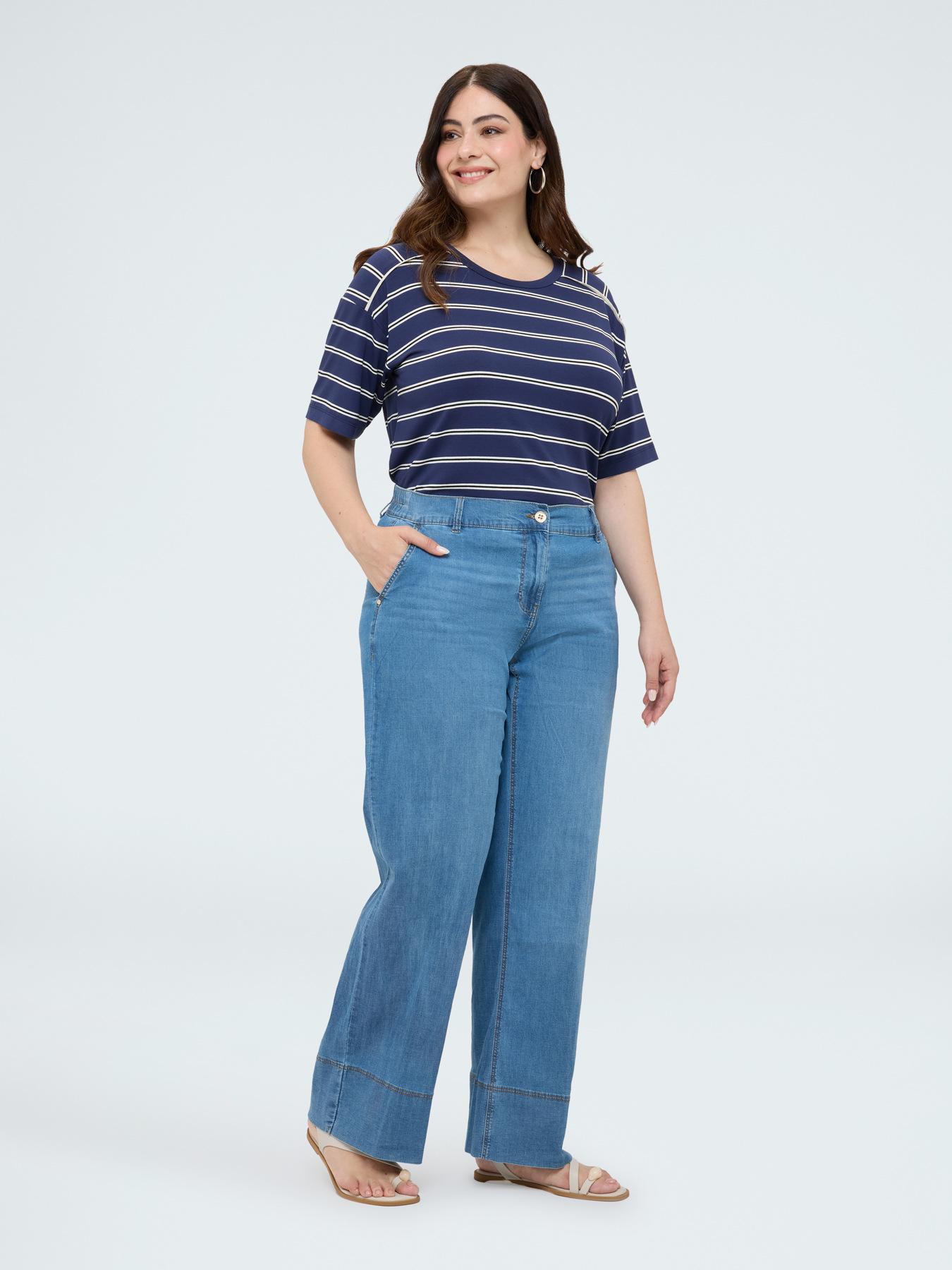 Wide leg jeans in tencel image number 0