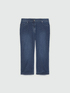 Cropped jeans with small studs image number 4