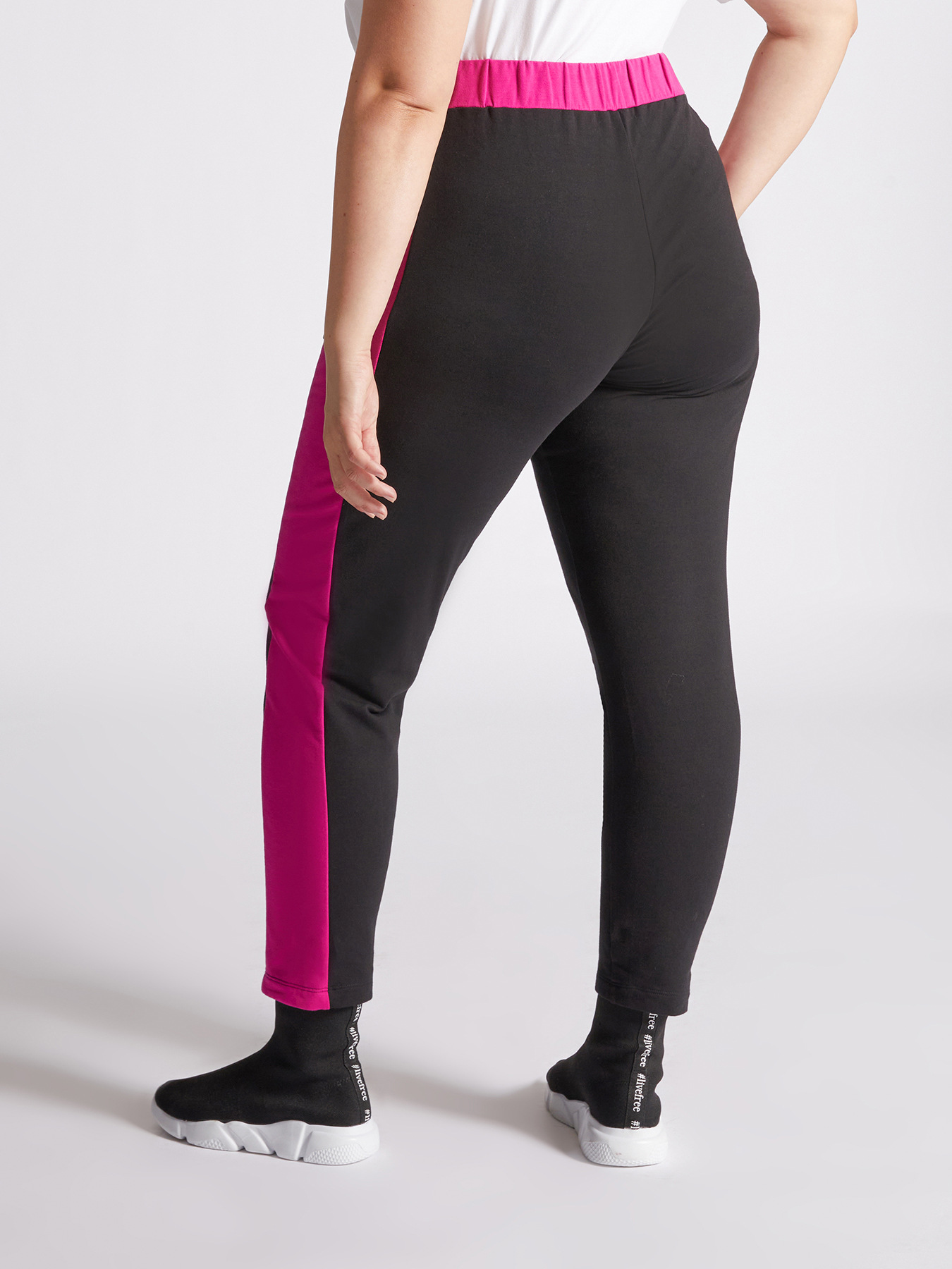 Leggings &bdquo;GO.&ldquo; mit Druck am unteren Saum image number 1