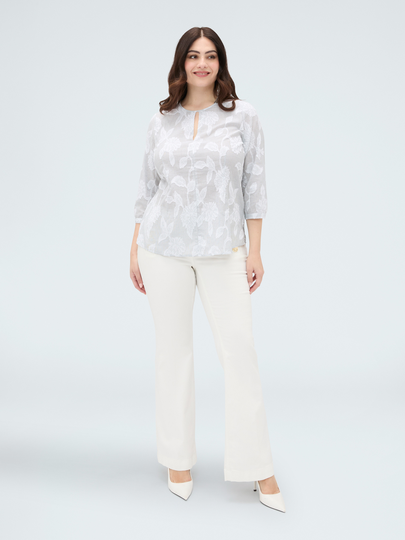 Bluse aus Jacquard-Baumwolle mit Blumenstickerei image number 0