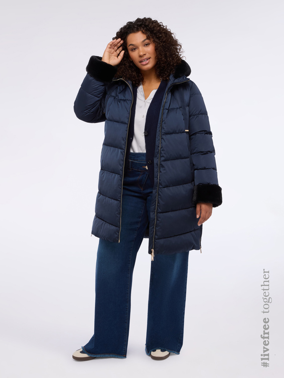 Long down jacket with hood and plush insert