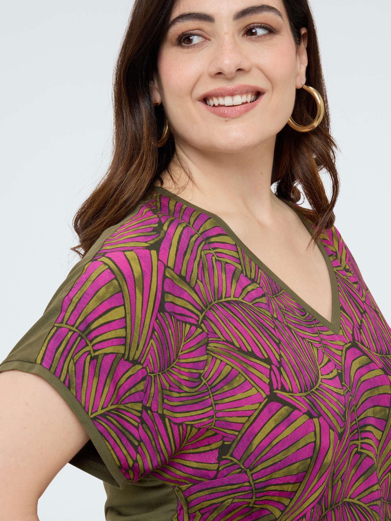 T-shirt bimaterica con stampa foliage image number 3