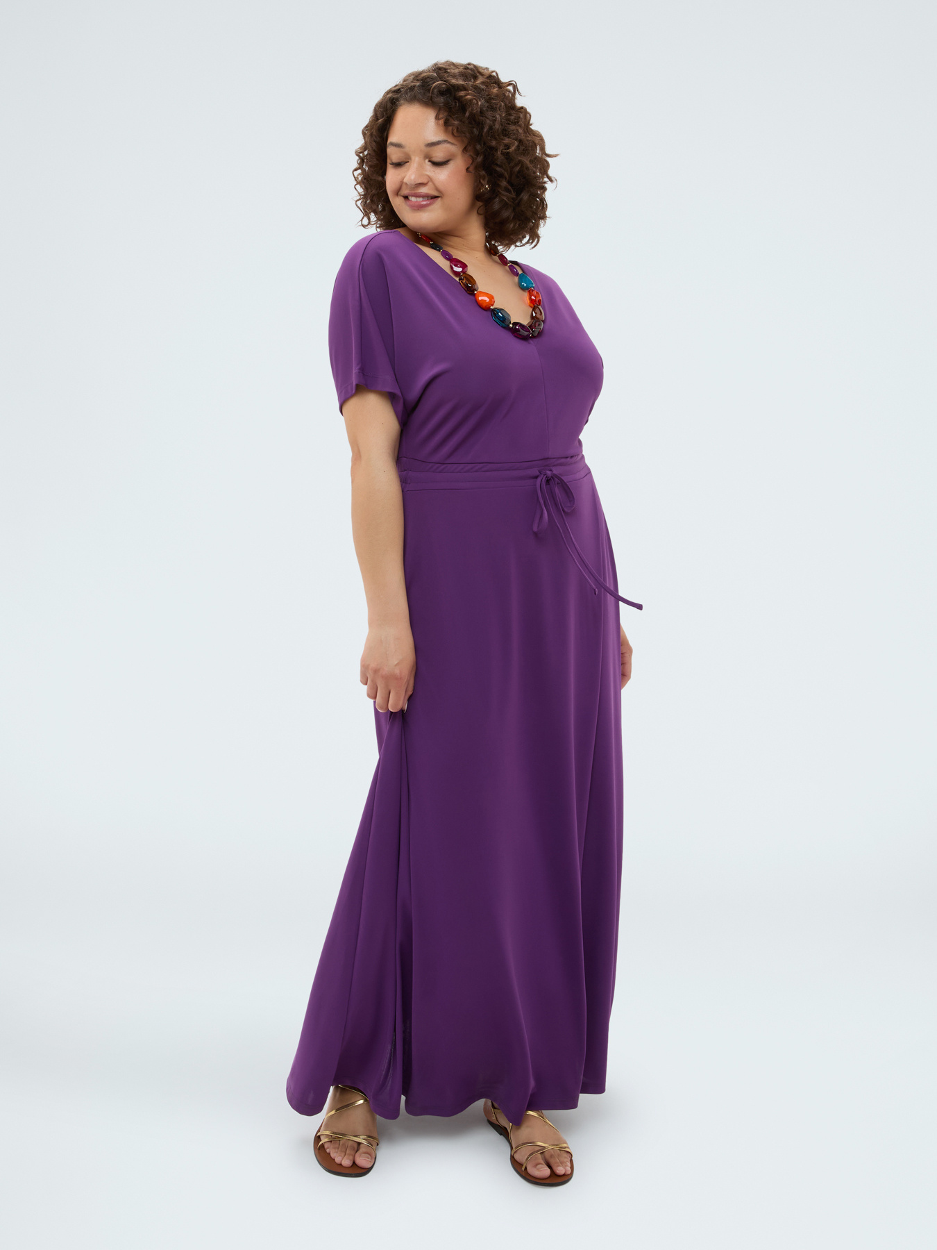 Pretty jersey dress with drawstring waist image number 4