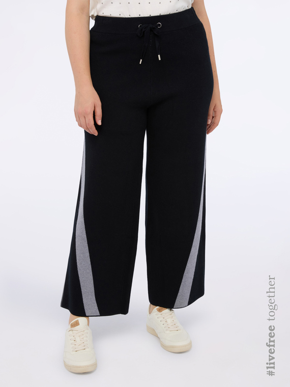 Pantaloni flare in maglia misto viscosa