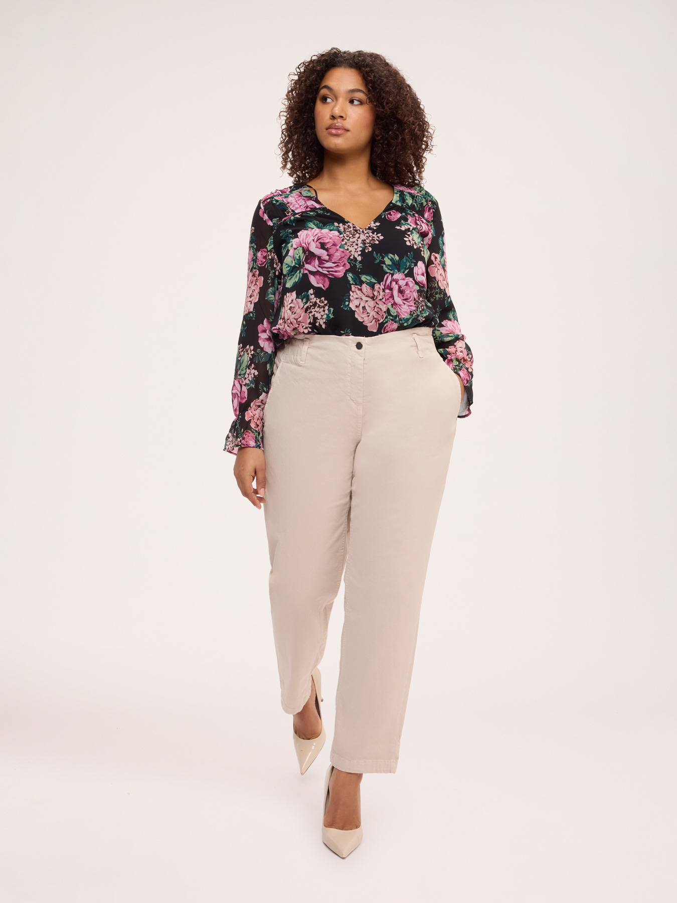 Blouse &agrave; imprim&eacute; fleuri image number 2