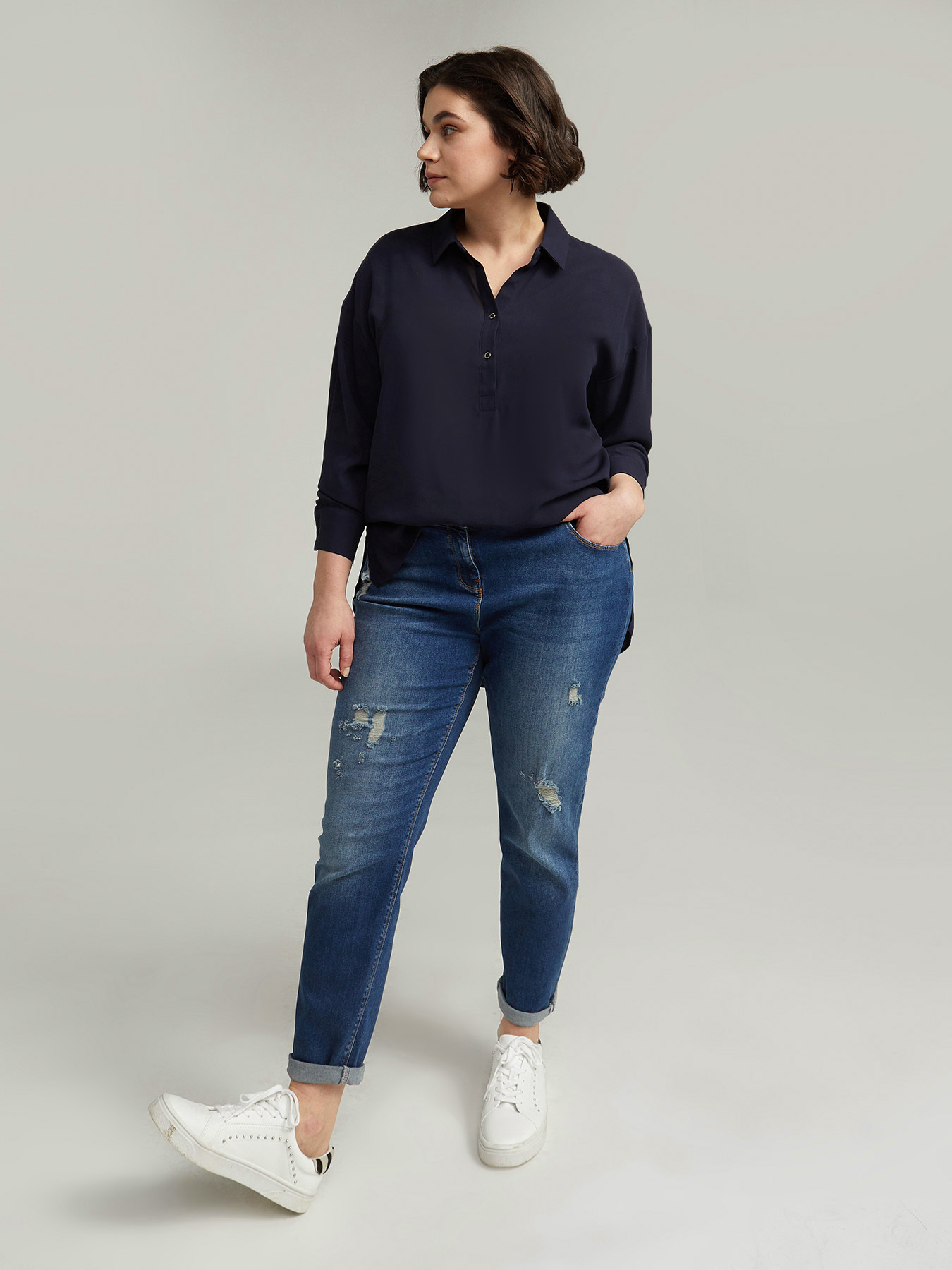 Blusa con colletto e bottoni image number 0