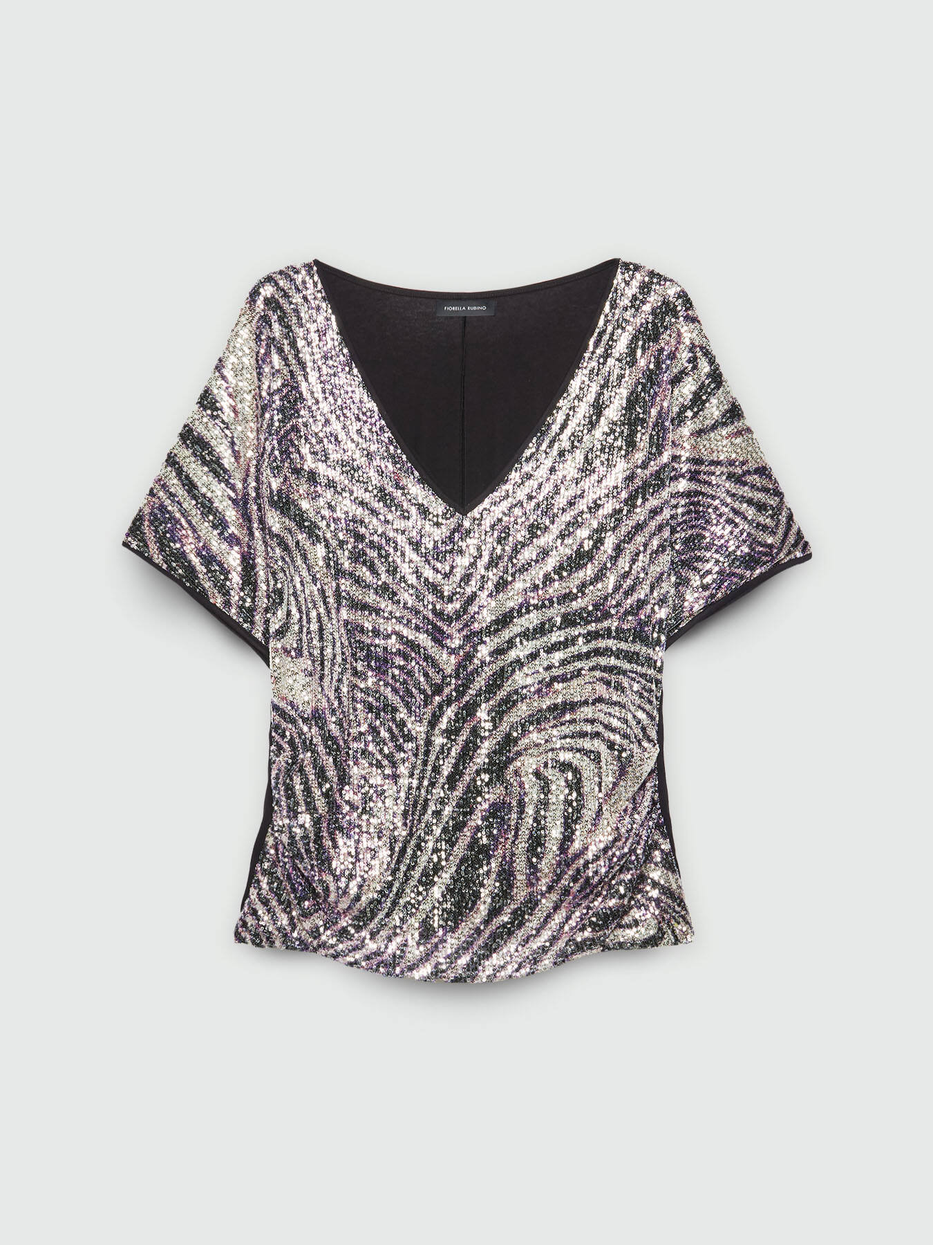 T-shirt with full sequin embroidery image number 4