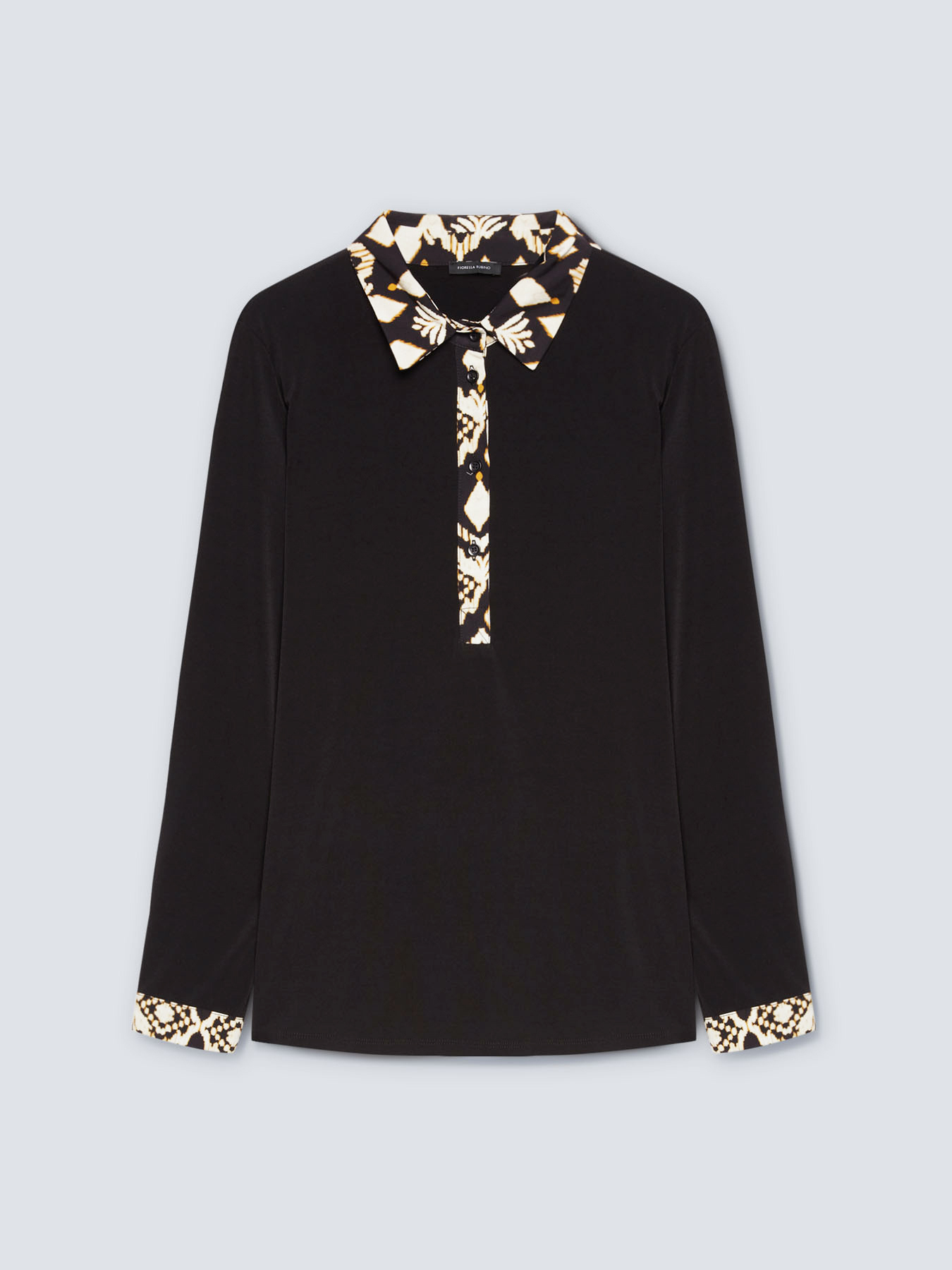 Camiseta con partes estampadas image number 3