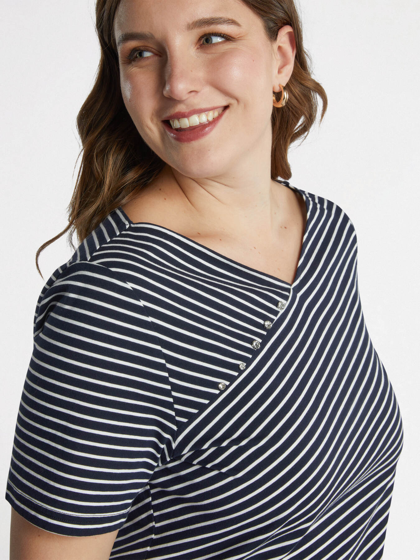 T-shirt a righe con strass image number 3