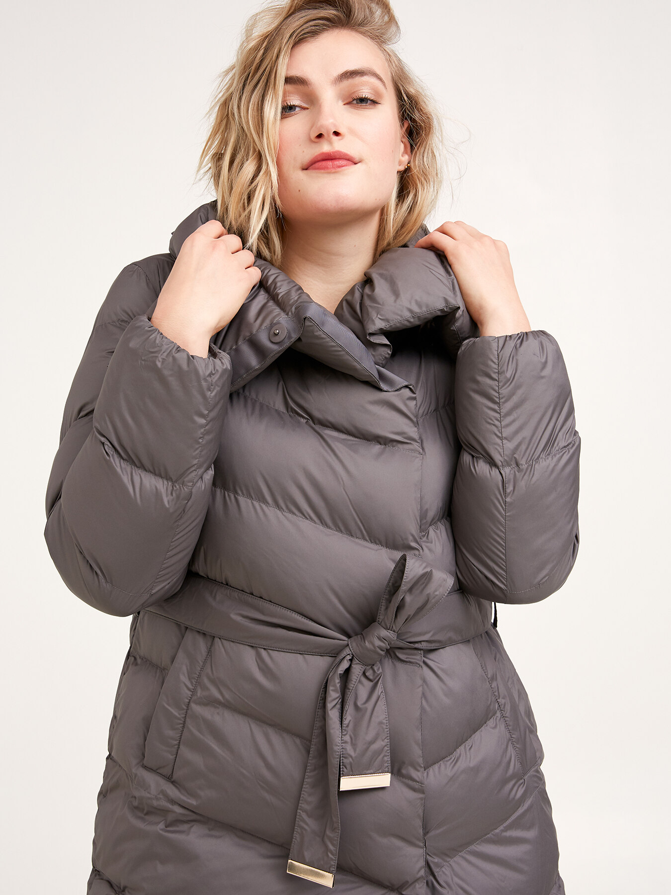 Piumino con cintura image number 2