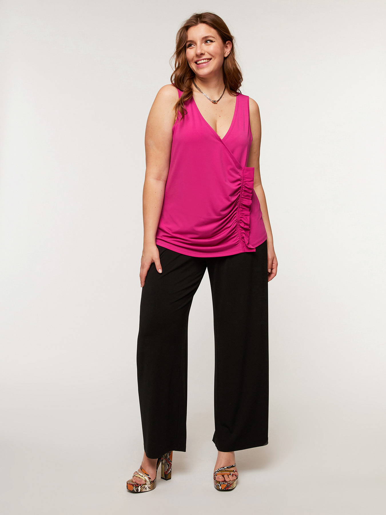 Top &agrave; fronces et volants image number 2