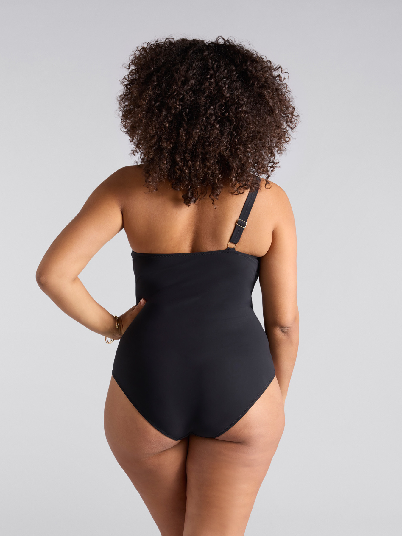 One-shoulder one-piece swimsuit image number 2