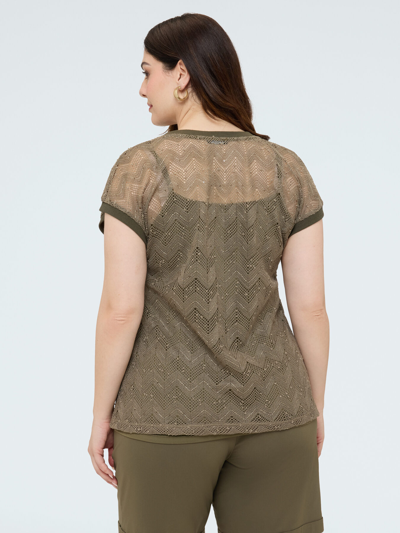 T-Shirt aus durchbrochener Ajour&eacute;-Strickware mit Pailletten image number 1