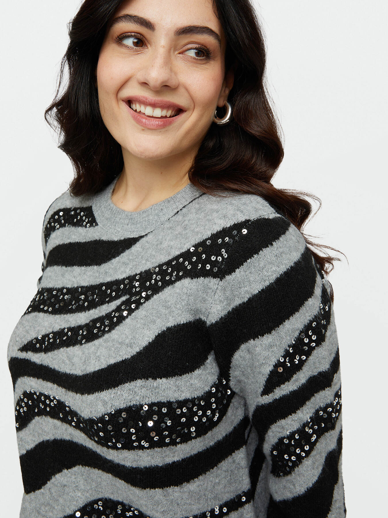 Animal pattern sweater with embroidery image number 4