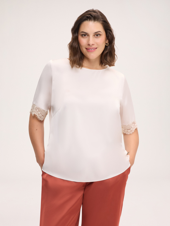 Satin blouse with lace edges