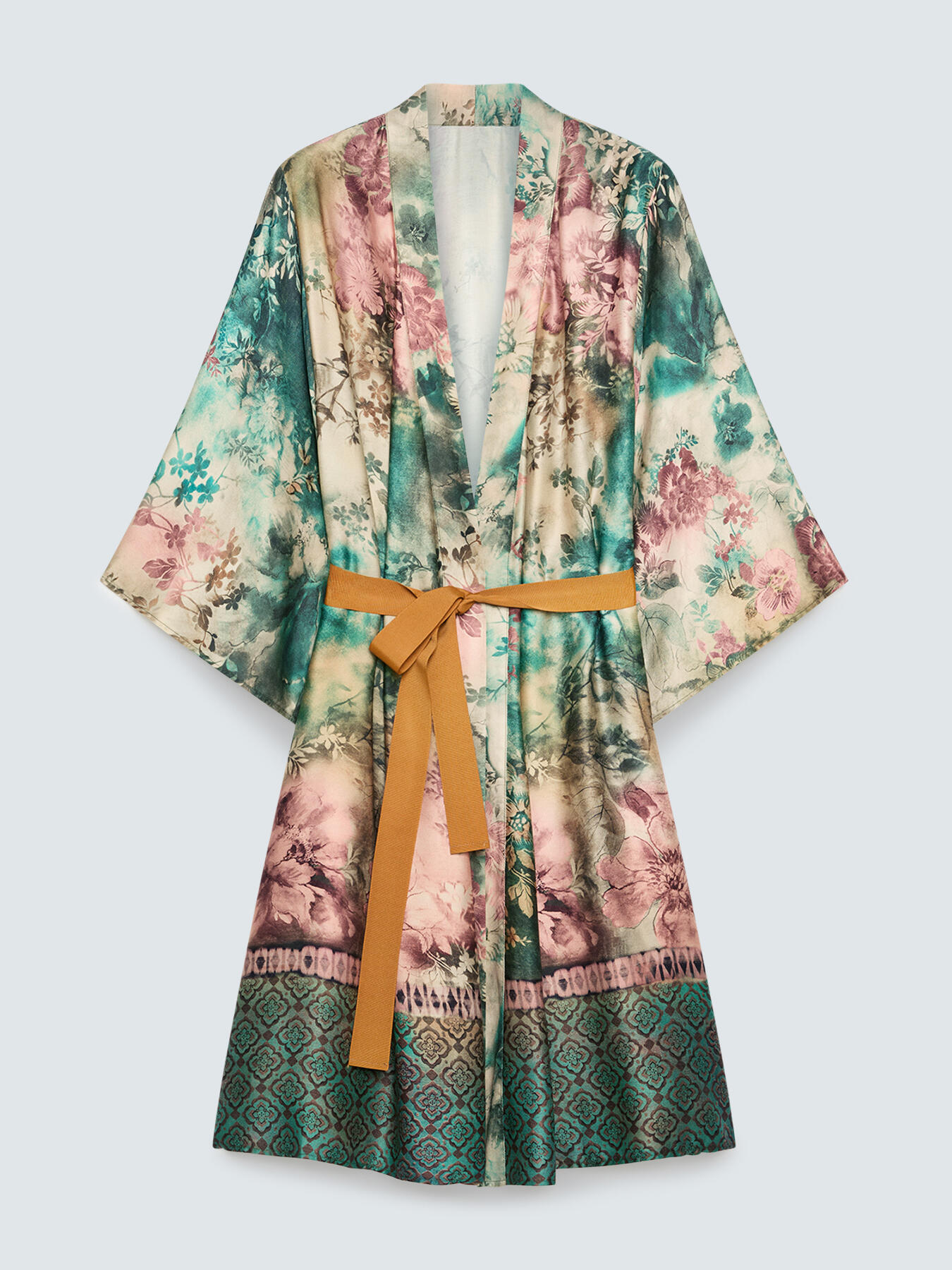 Kimono with print and belt image number 1