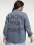 Veste en denim avec inscription dans le dos image number 1