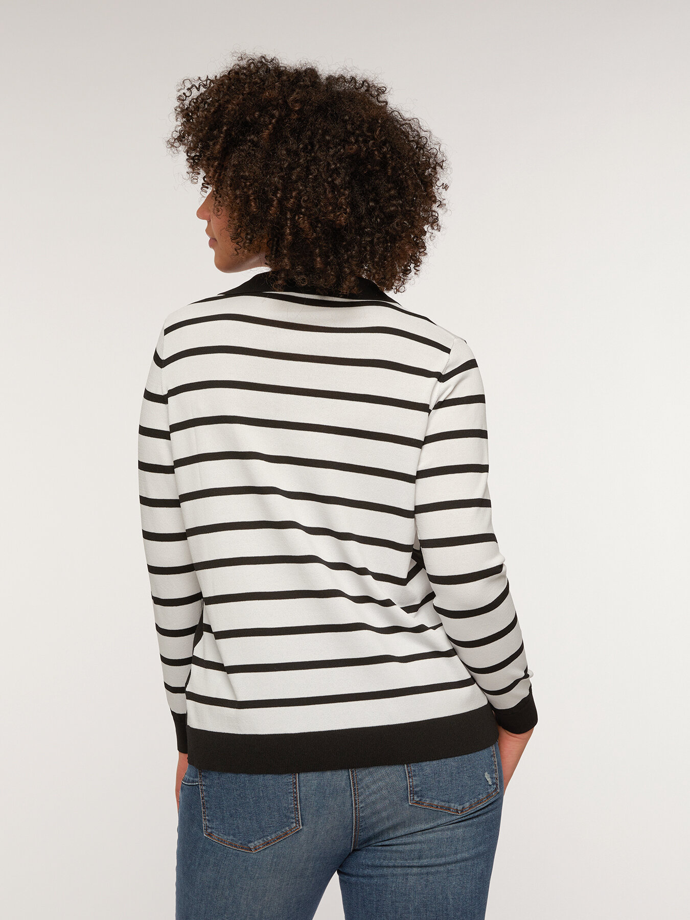 Gestreifter Pullover mit Polo-Kragen image number 1