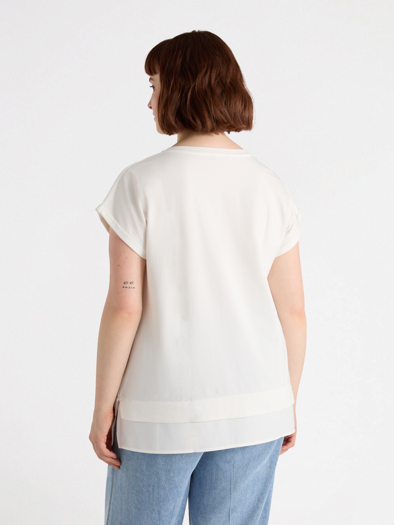 T-shirt con stampa floreale image number 1