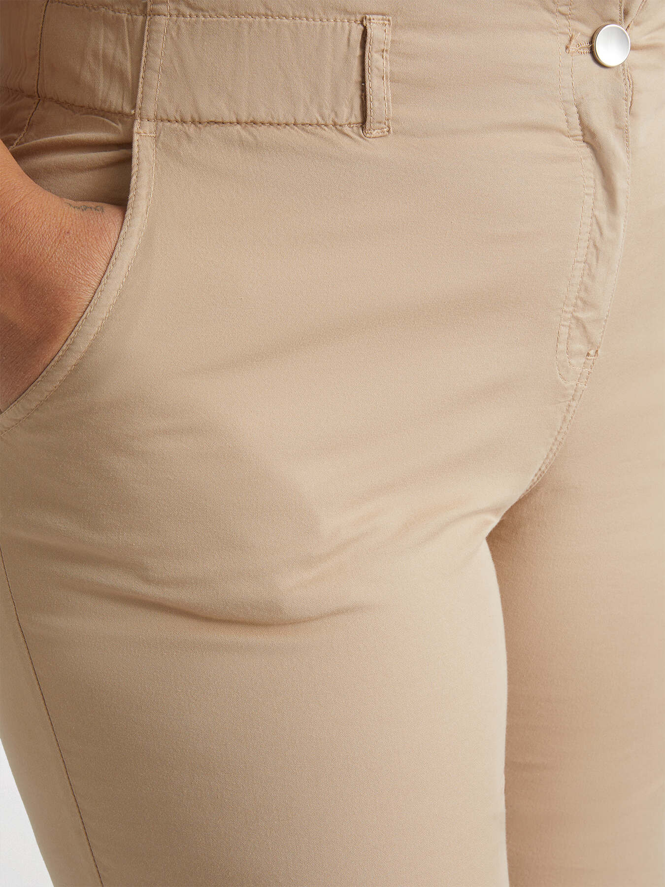 Balloon trousers image number 3