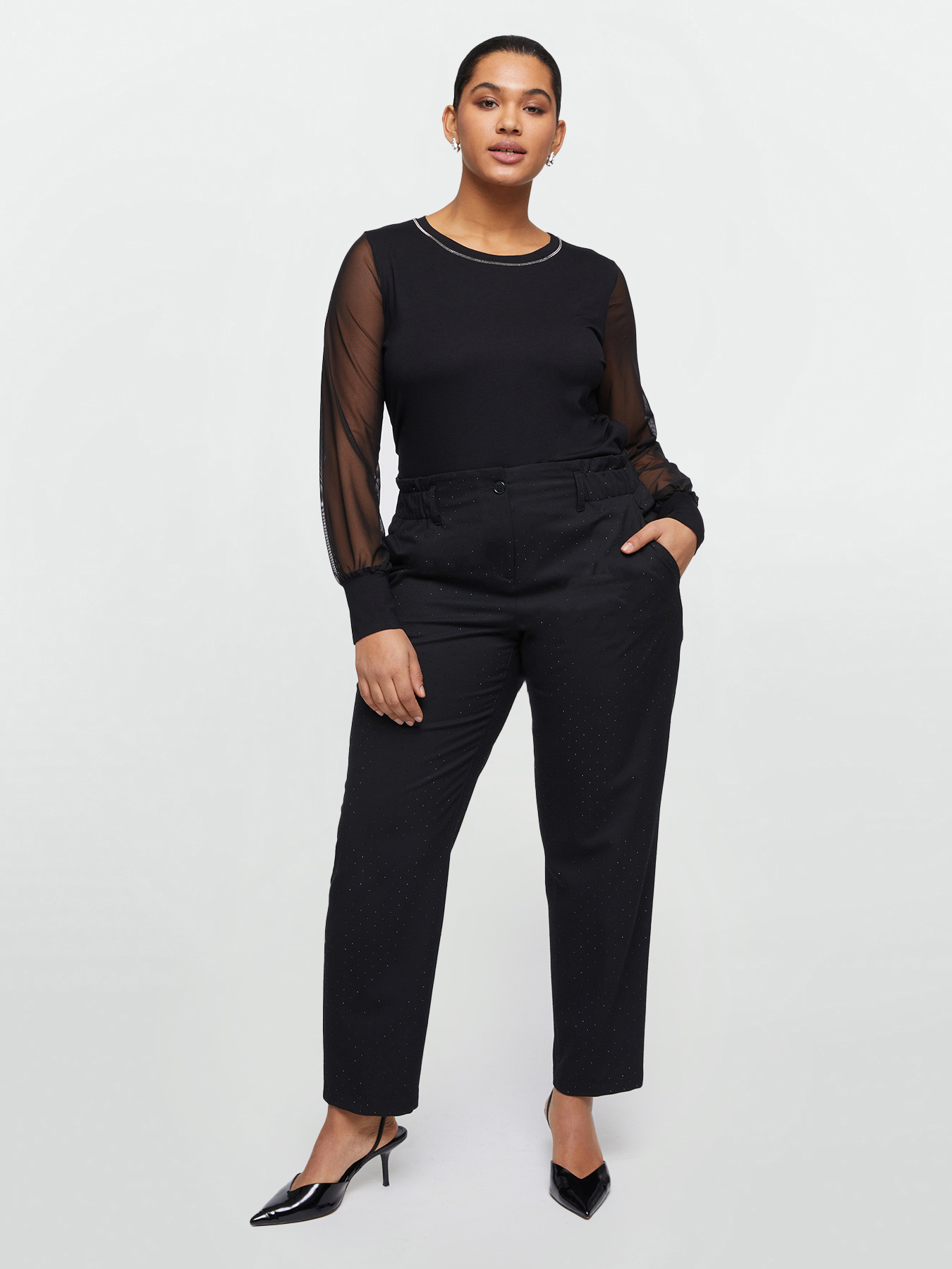 T-shirt with tulle sleeves image number 2