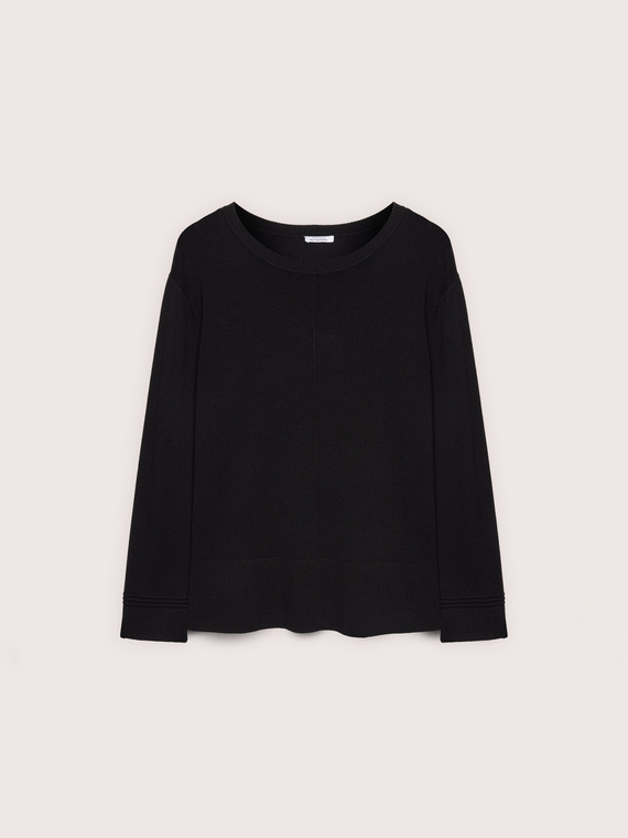 Maille en m&eacute;lange viscose avec encolure bateau