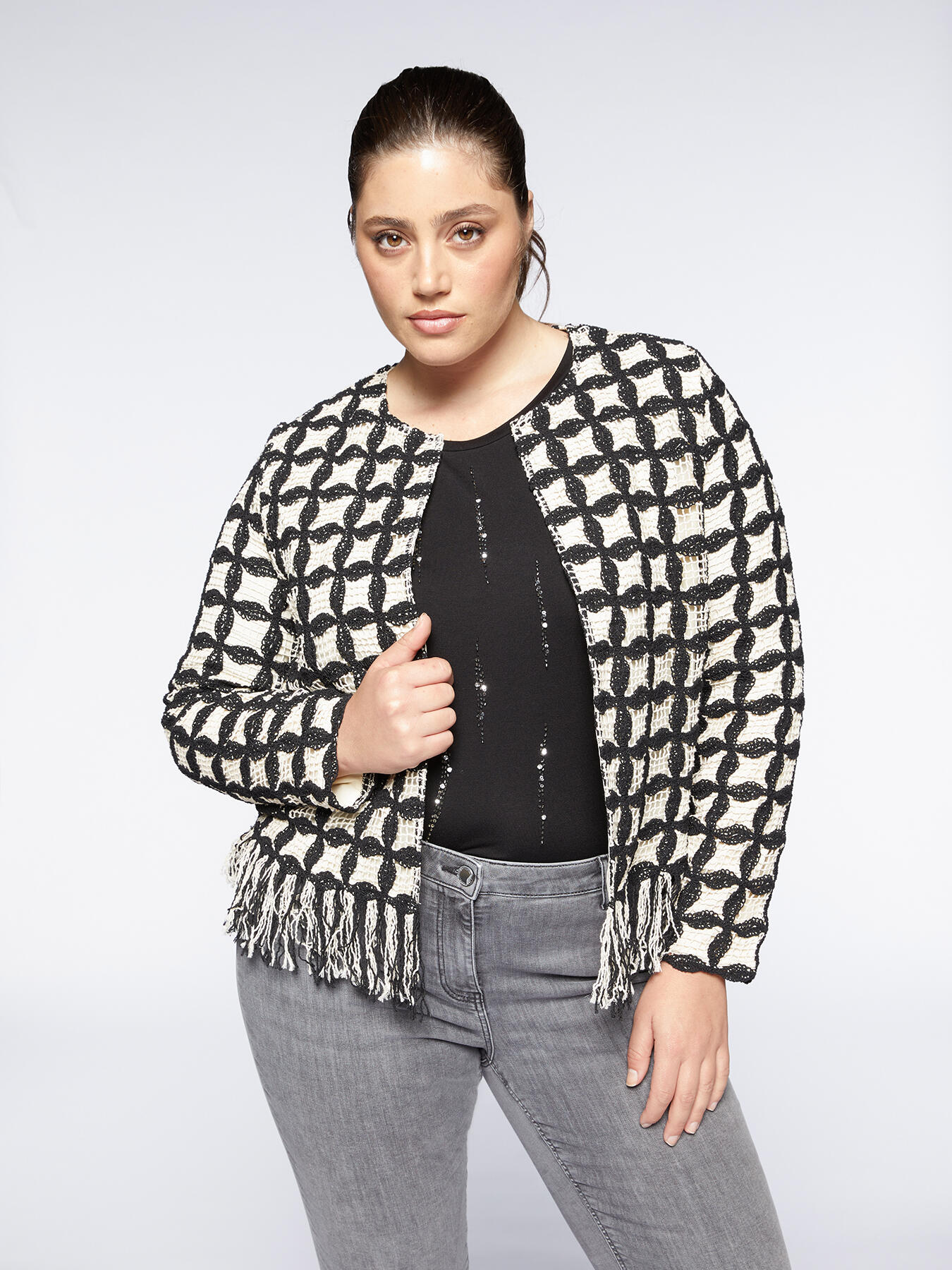 Two-tone macram&eacute; effect jacket image number 2