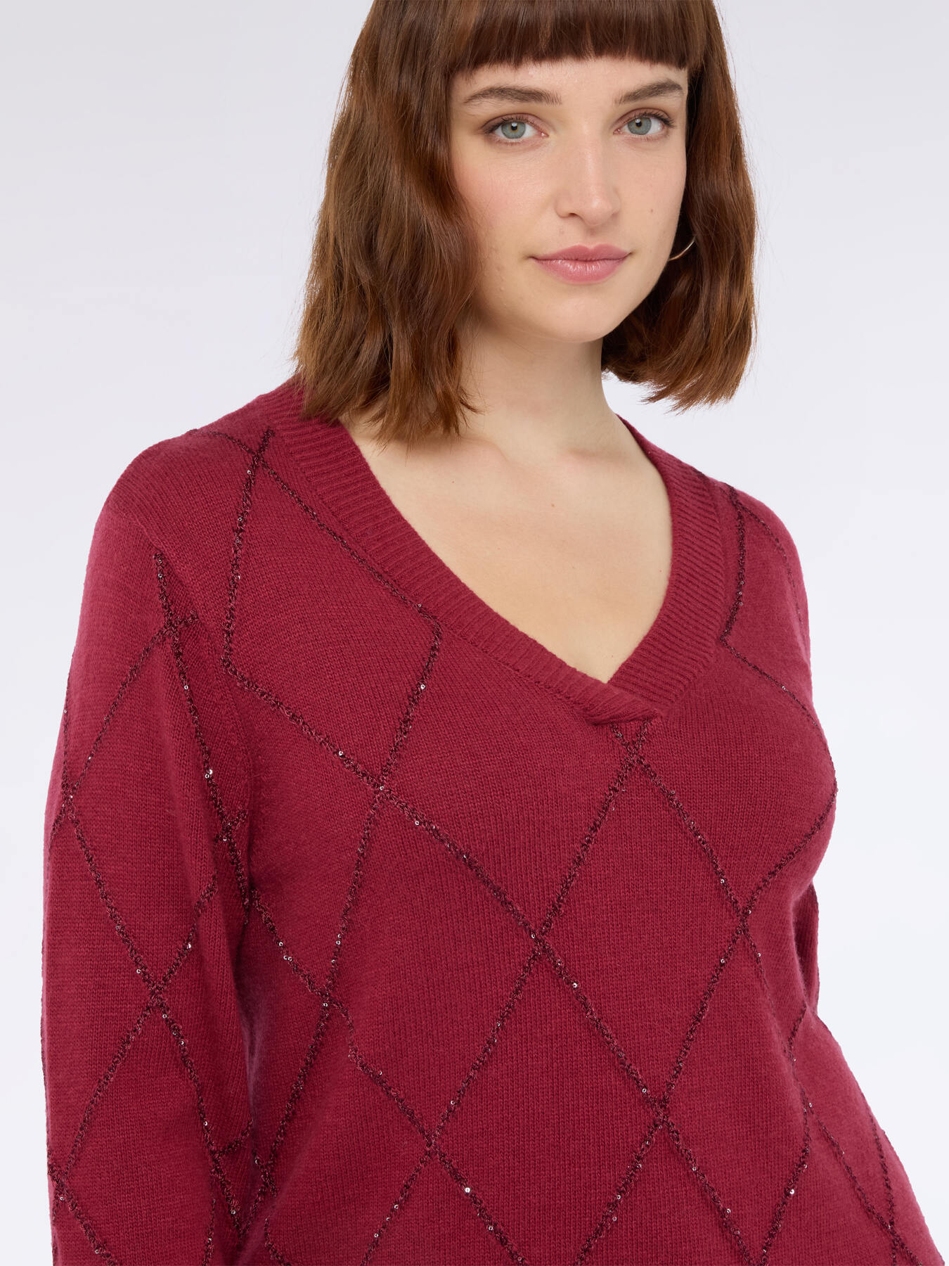 Sweater with bright diamond pattern image number 3