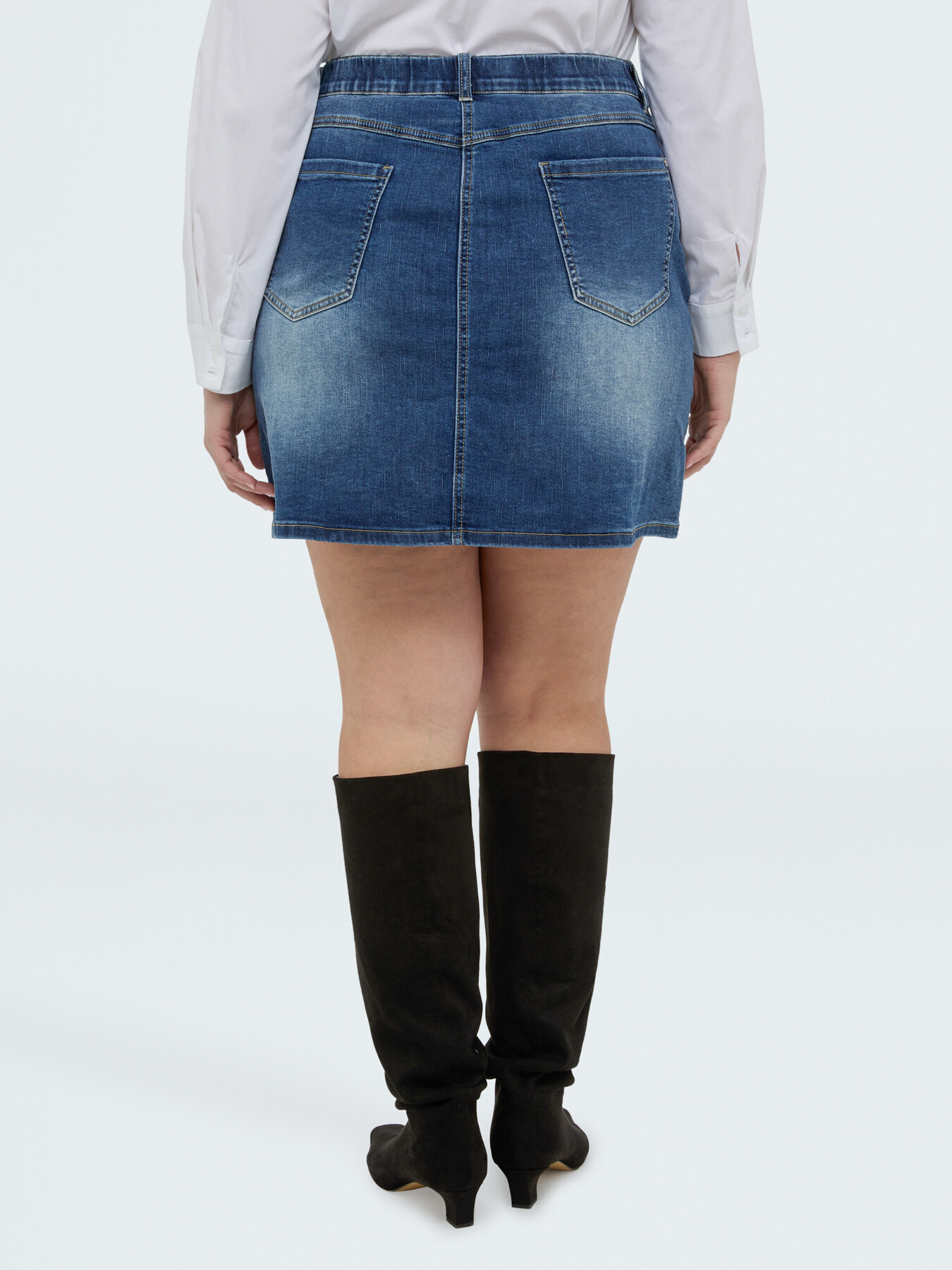 Denim mini skirt with appliqu&eacute;s image number 3
