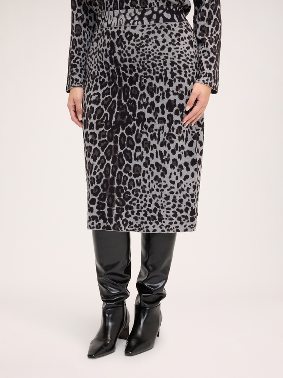 Animal-print knit pencil skirt