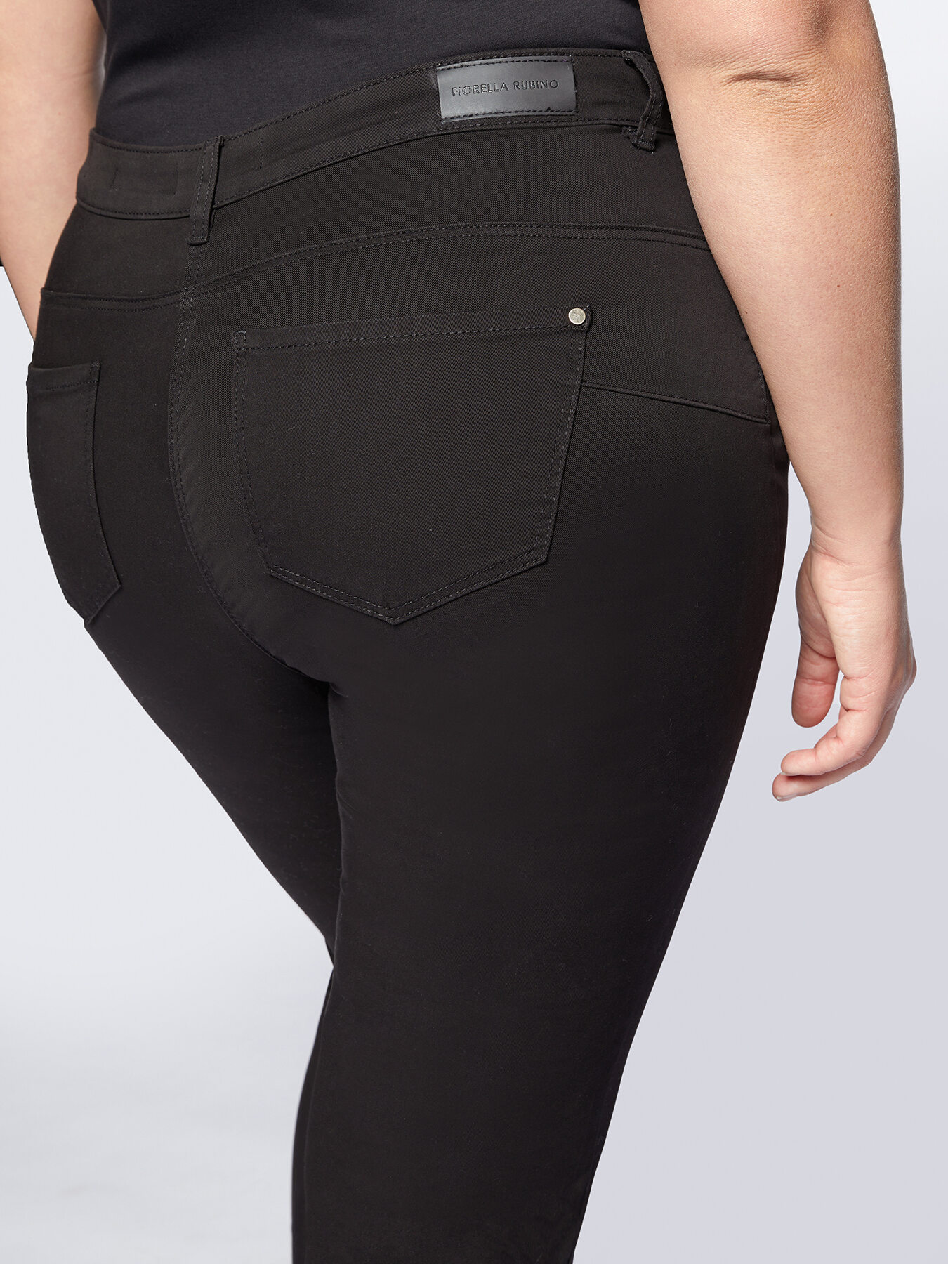 Pantaloni skinny image number 2