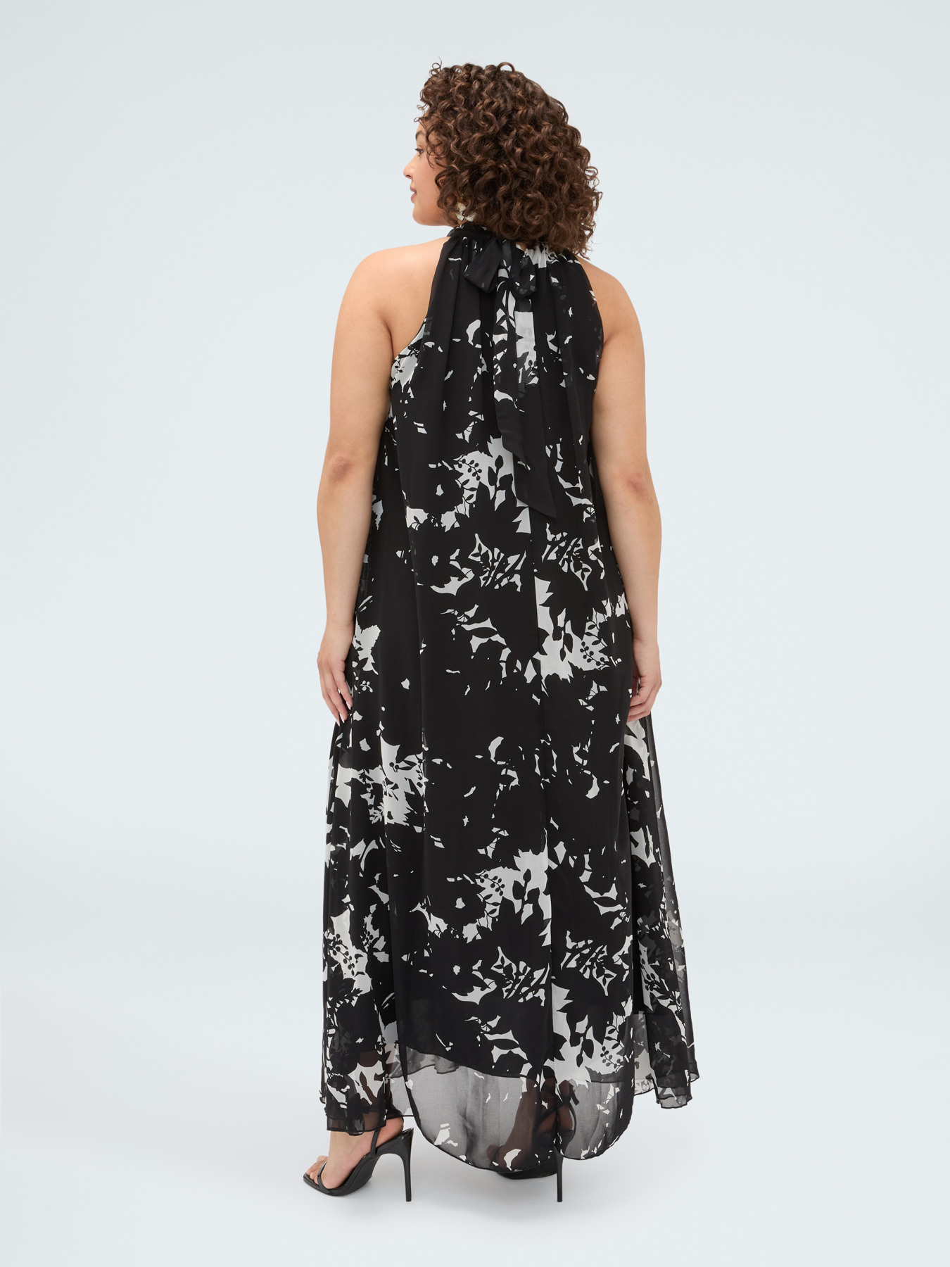 Long Free dress foliage print image number 1