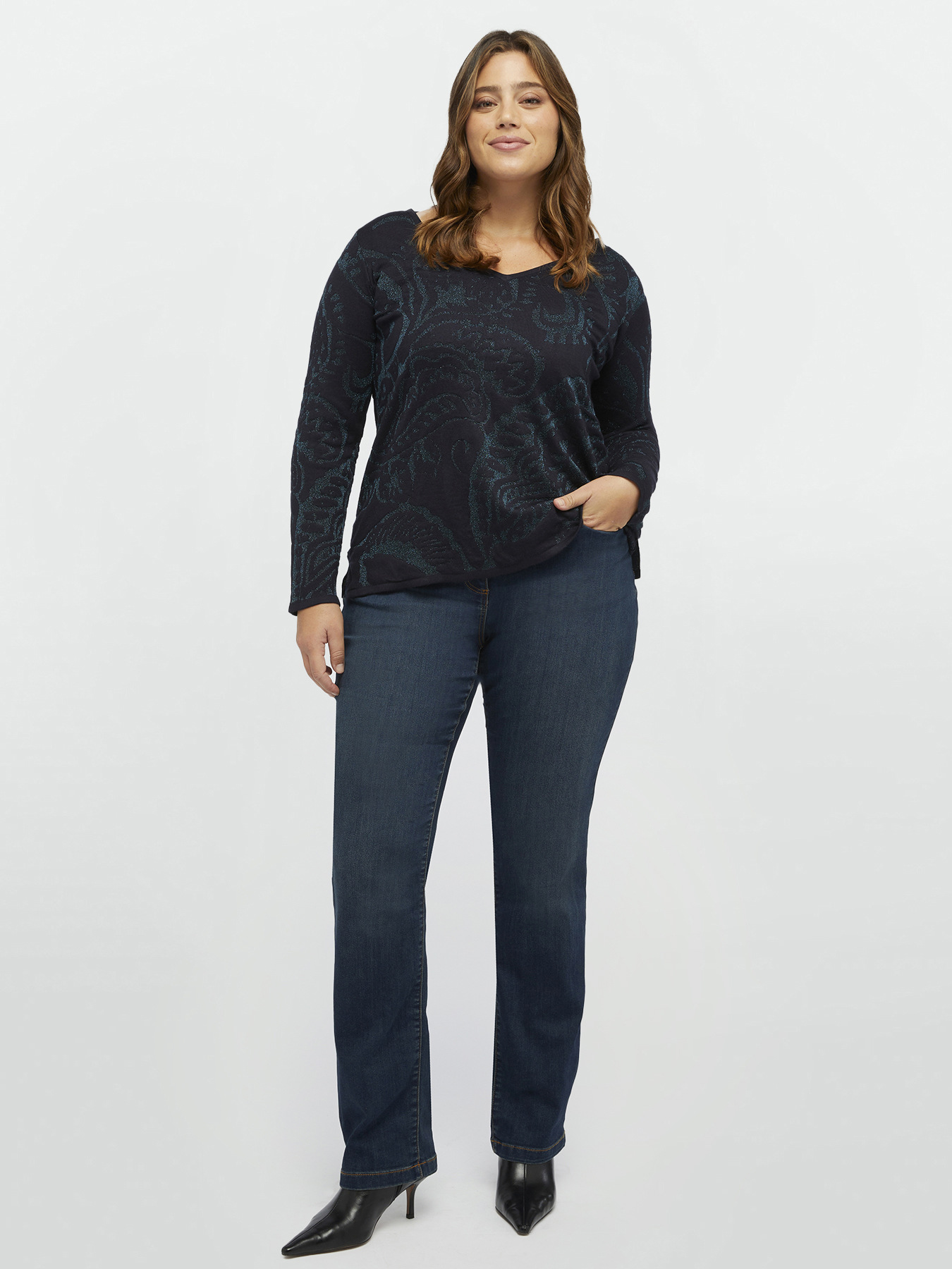 Jacquard lurex sweater image number 4