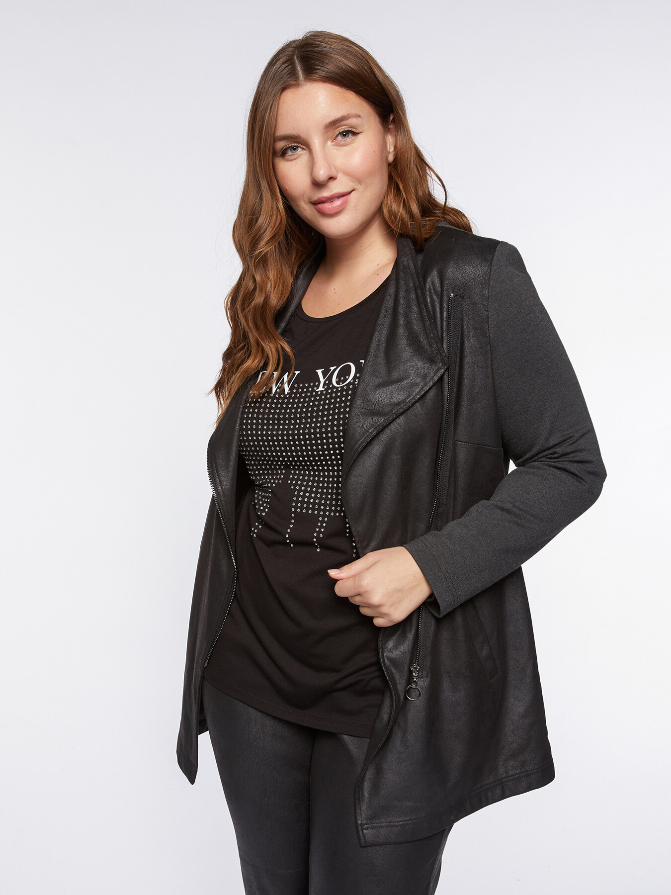 Sweatshirt with asymmetric zipper image number 0