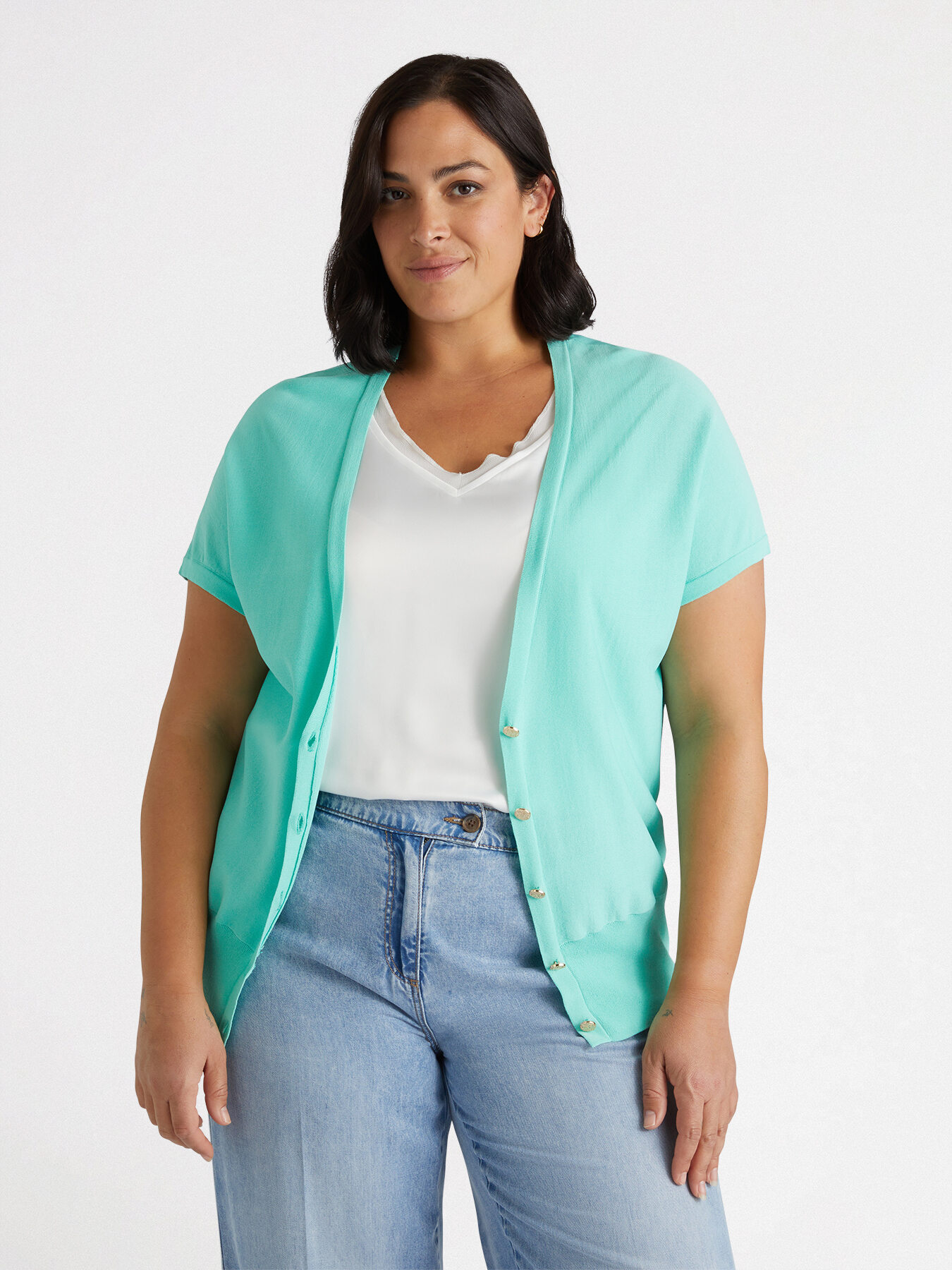 Cardigan leggero con bottoni image number 2