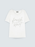 T-Shirt mit Strass-Schriftzug image number 4