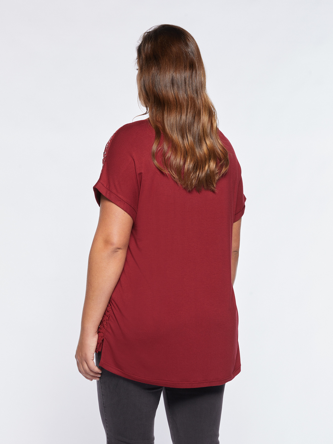 T-shirt with full sequin embroidery image number 1