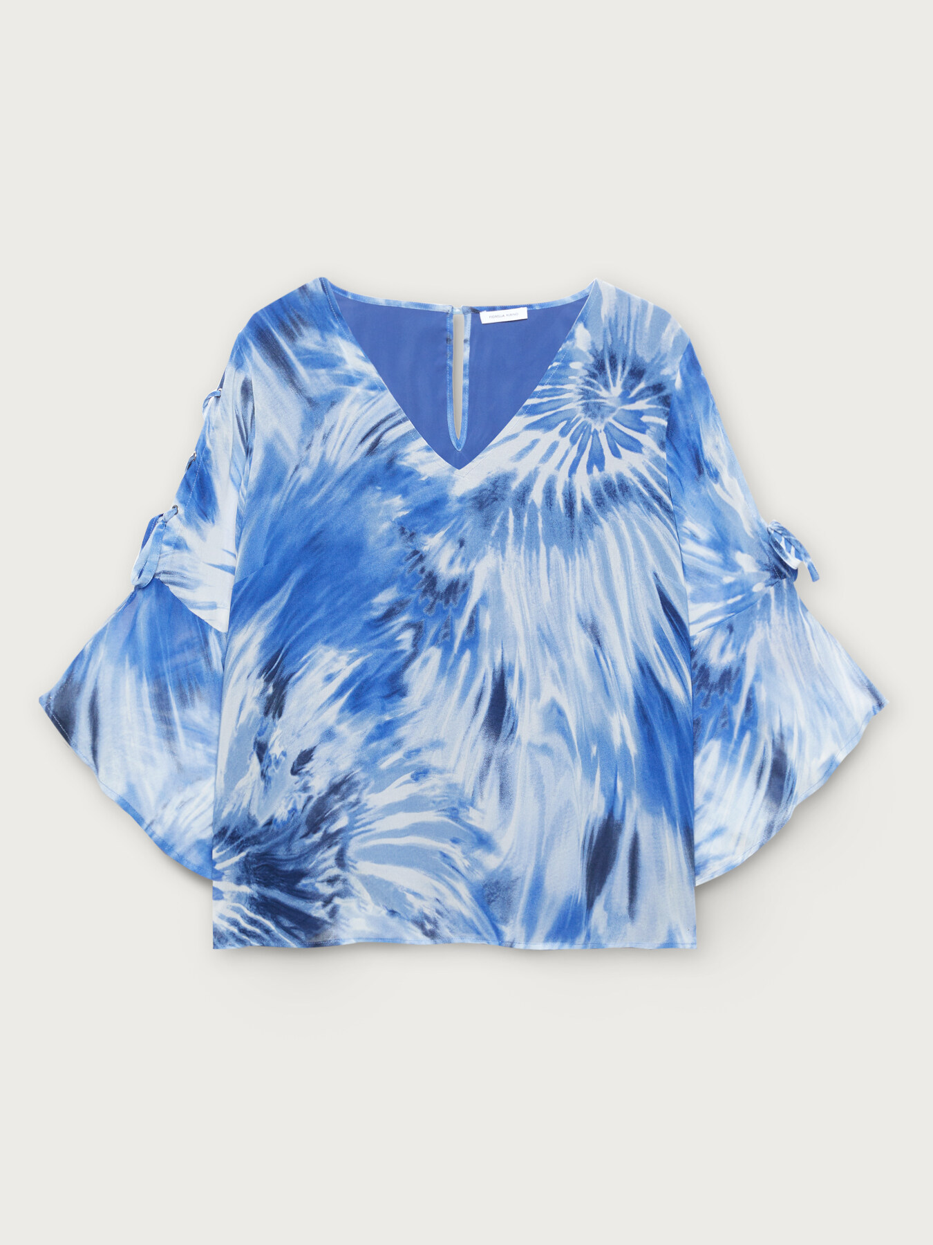 Tie-dye print blouse with strings image number 3