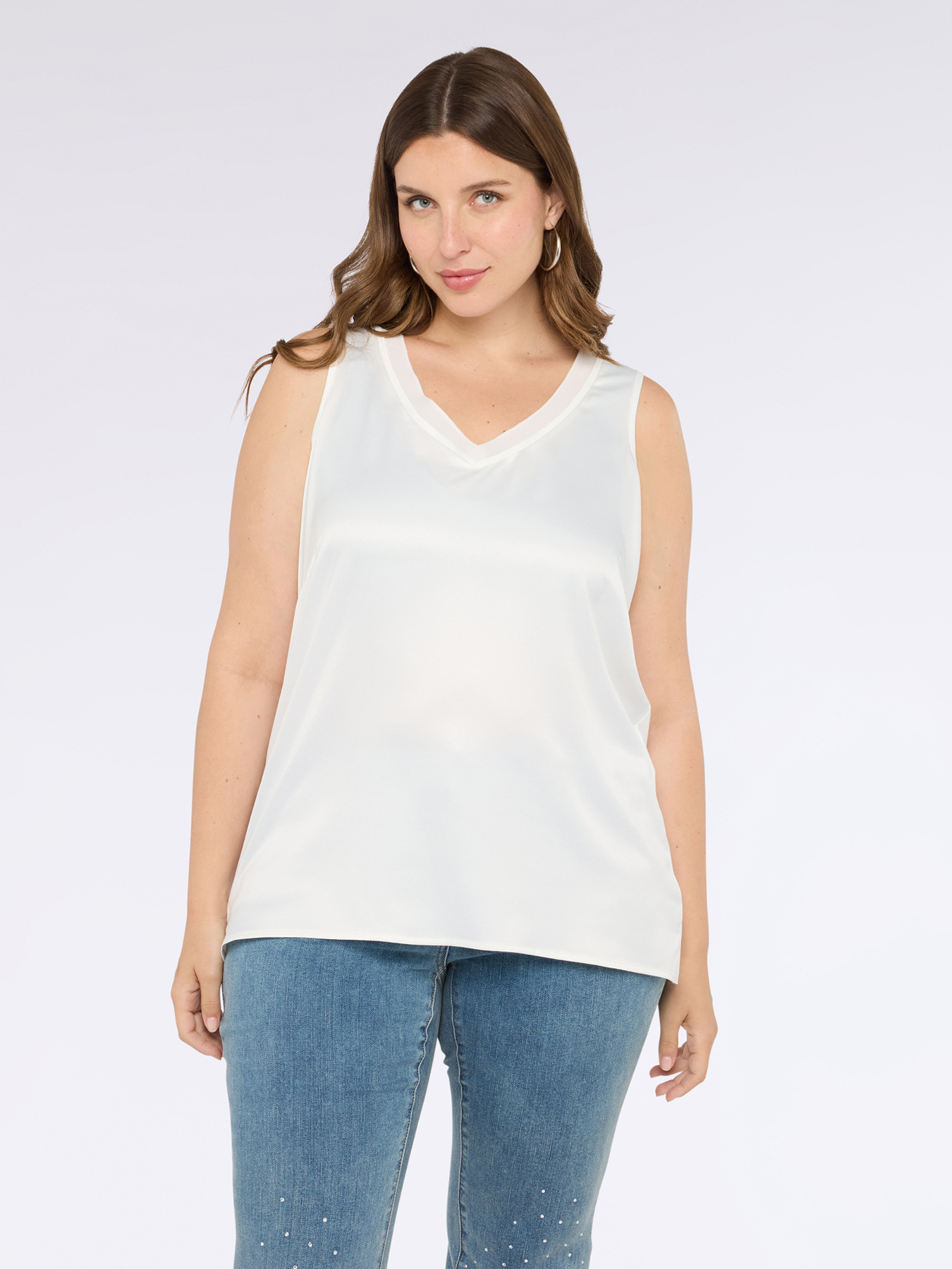 Two-material top with V-neck image number 2