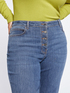 Barrel jeans with front buttons image number 3