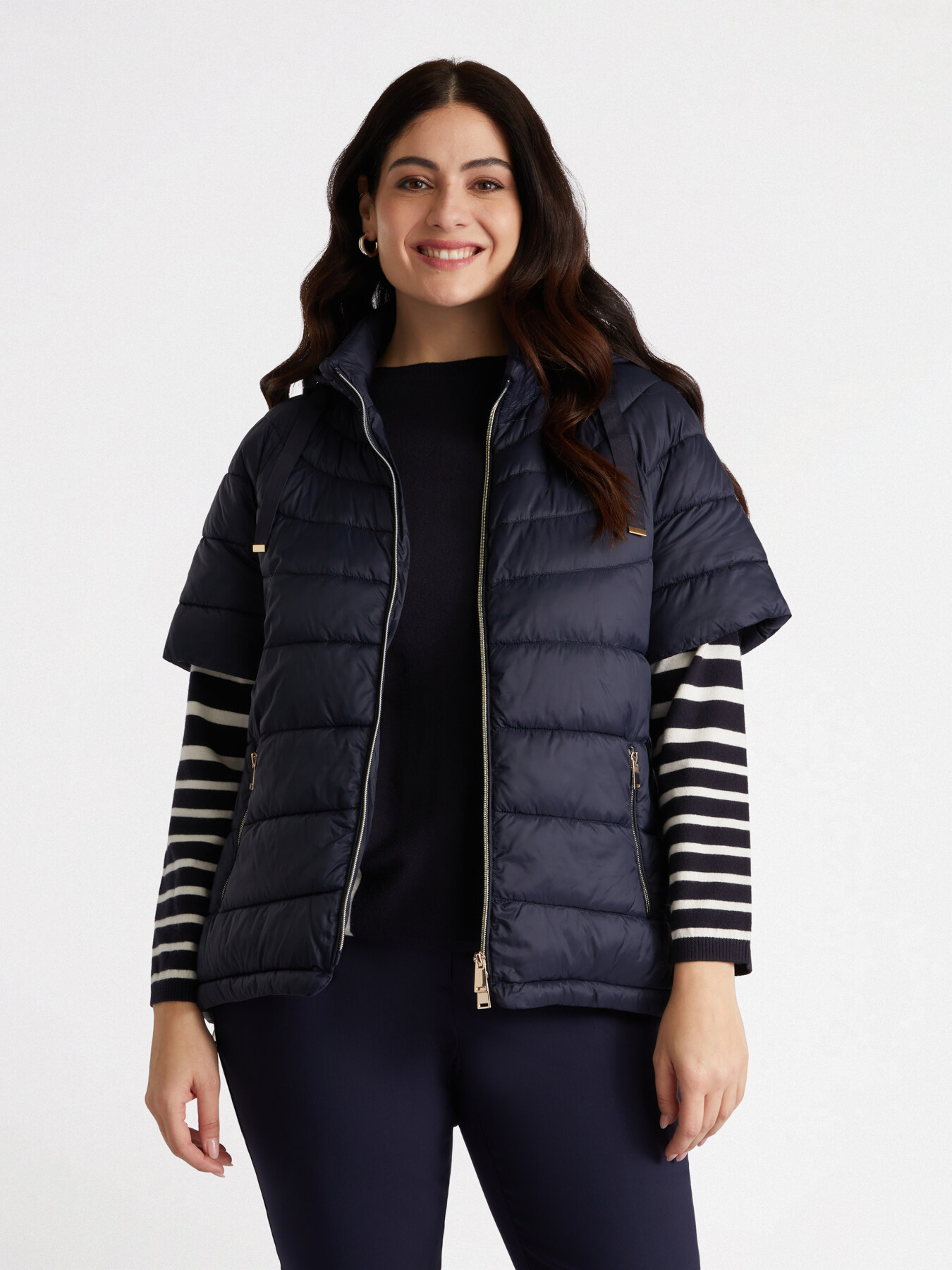 Piumino maniche corte con imbottitura in Sorona&reg; Aura image number 2