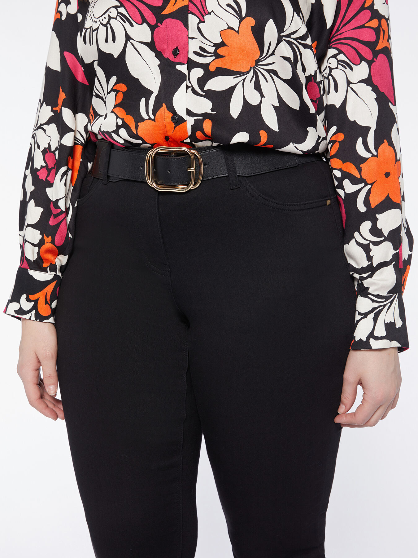 Cintura elasticizzata con fibbia dorata image number 2